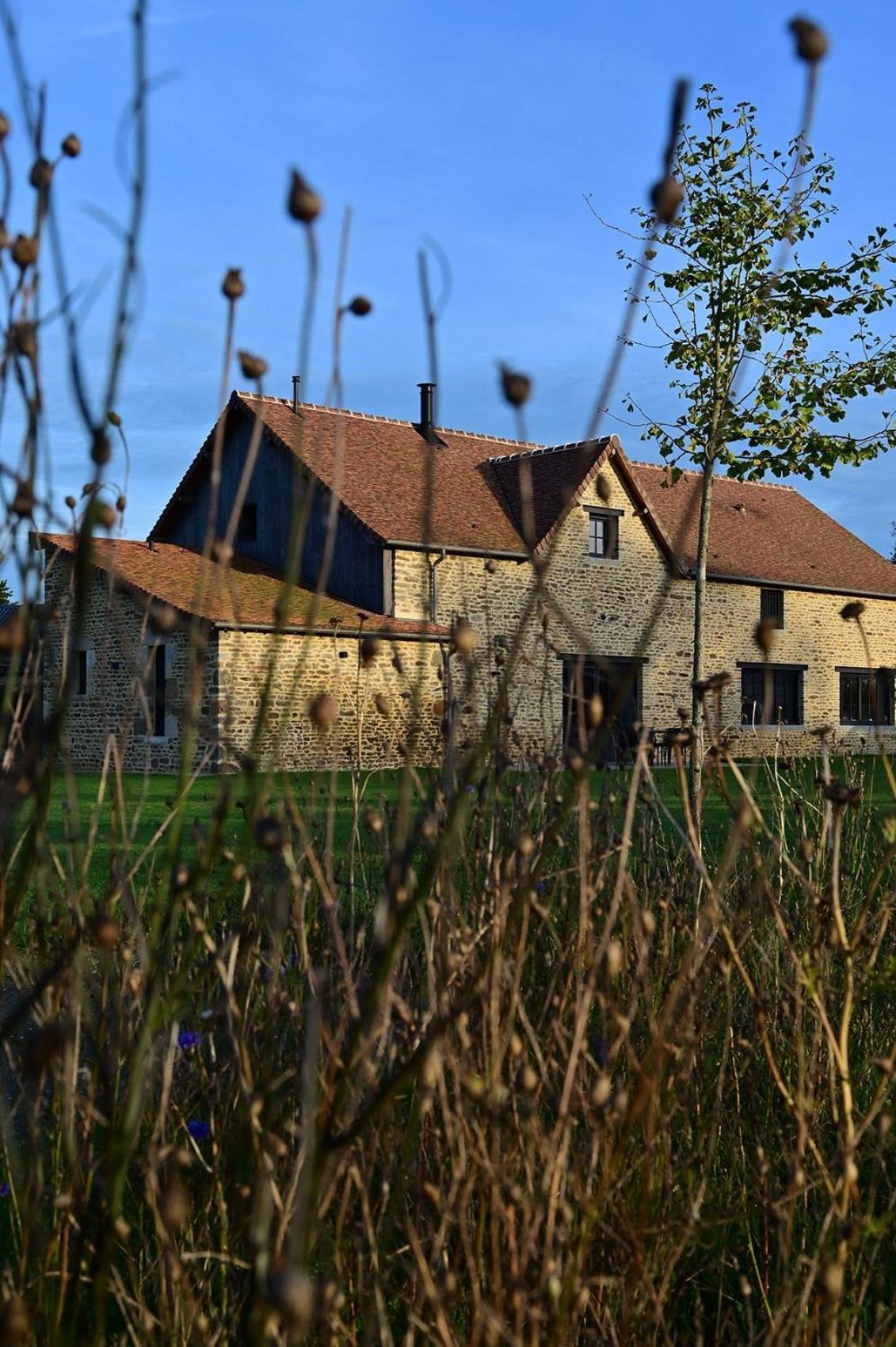 La Grange Et Le Nid Villa Saint-Pierre-des-Nids Exterior photo